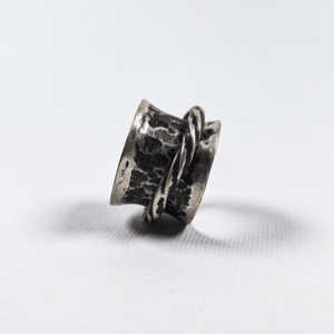 Gyre Ring