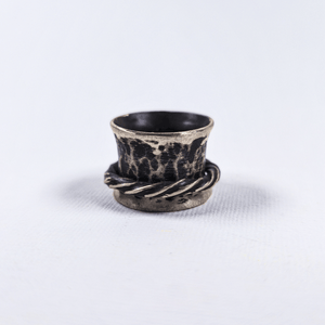 Gyre Ring