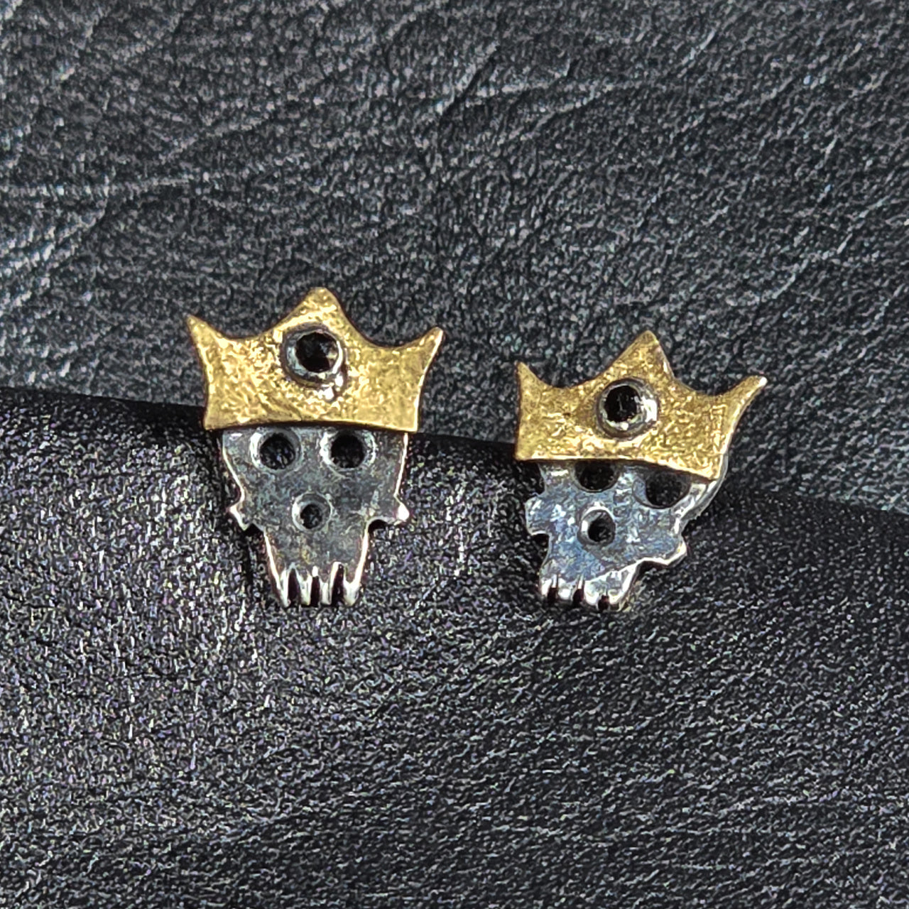 Skullking Earrings